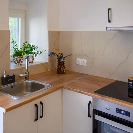 Holiday home Kiki House