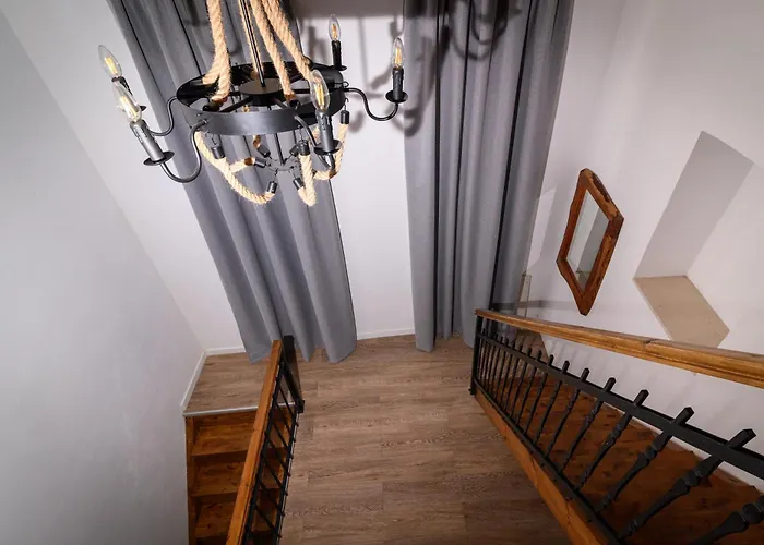 Kiki House * Rhodes City